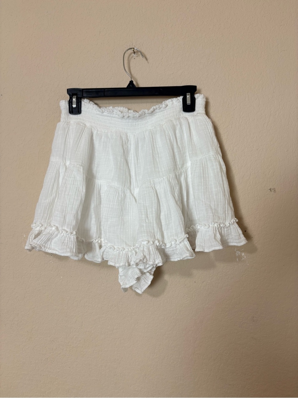 American Eagle Outfitters White High-Waist Ruffled Cotton Shorts Size Medium - Picture 6 of 13